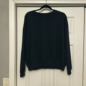 American eagle crewneck size medium